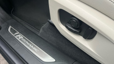 Jaguar F-Pace 2.0 P400e R-Dynamic SE 5dr Auto AWD Estate